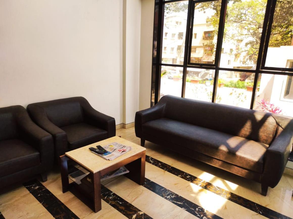 Hotel Manasi Inn Satara Luaran gambar